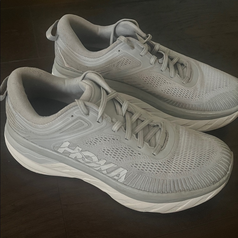 Hoka One One Bondi 7 sneakers size 10